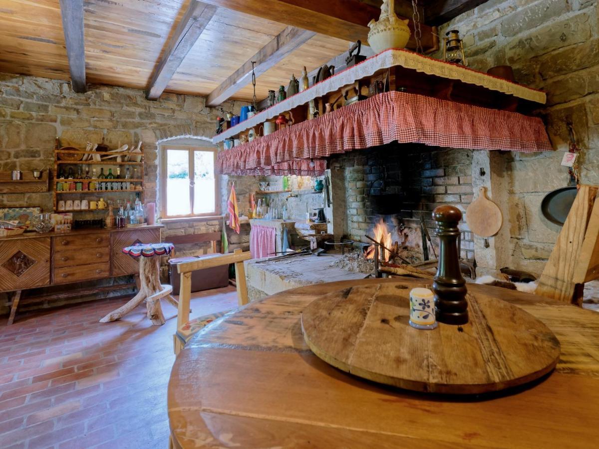 Villa Casa Mira By Rent Istria Pazin Esterno foto