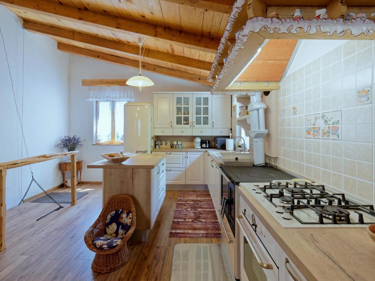 Villa Casa Mira By Rent Istria Pazin Esterno foto
